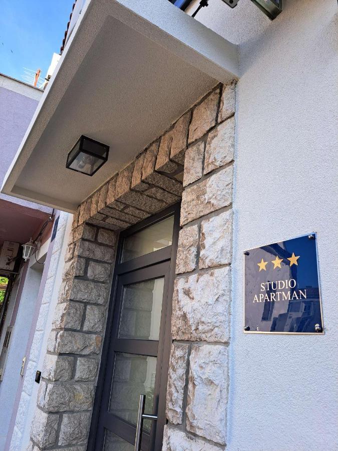 Apartmani Audacia ツリクヴェニツァ エクステリア 写真