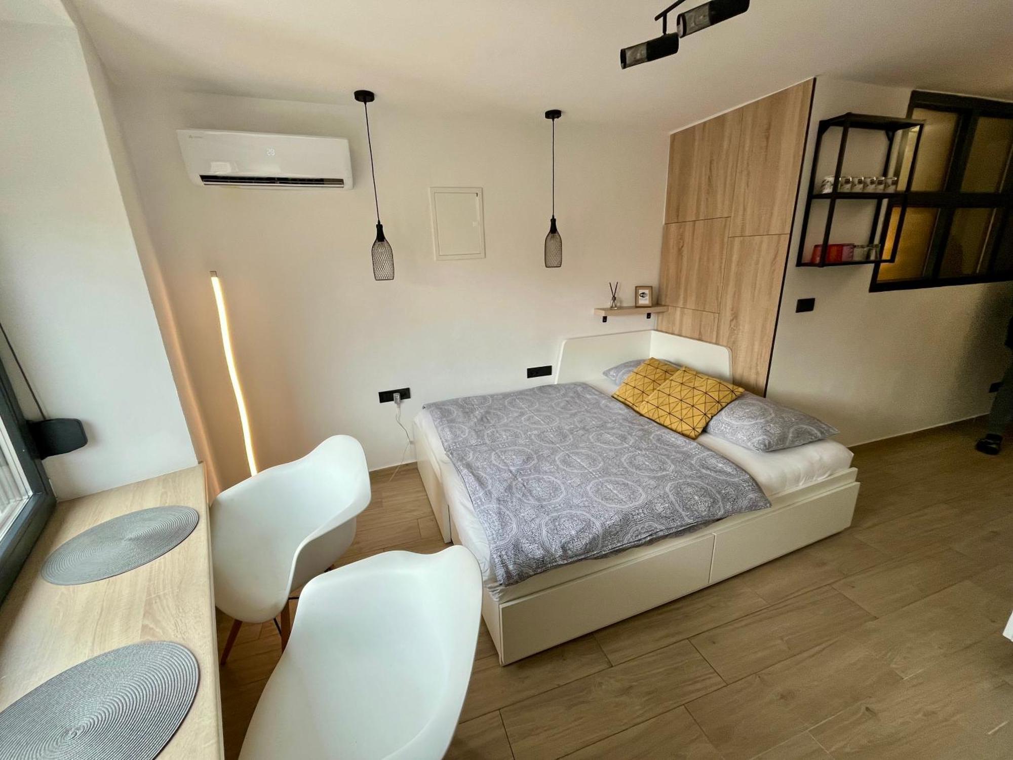 Apartmani Audacia ツリクヴェニツァ エクステリア 写真